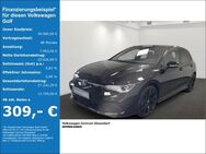 VW Golf, 1.5 eTSI R-Line Display, Jahr 2023 - Düsseldorf