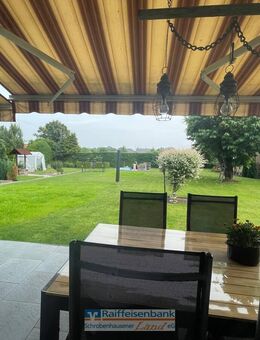 Garten, Terrasse, Garage und Carport inkl. - 3 Zi-EG-Wohnung - Brunnen