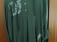 Neu! Tredy- Damen-Tunika mit Kapuze, Olivfarben, Gr. 5 (52/54) - Syke Zentrum