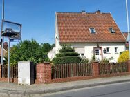 159 qm modernisierter Altbestand auf 851 qm Grundstück mit zusätzlich Baugenehmigung für ein Doppelhaus im Garten - Celle