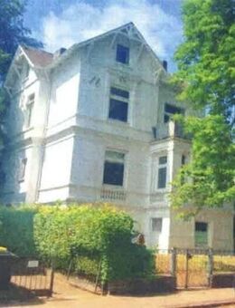Traum-Wohnlage: 2-Zimmer-Whg in Blankeneser Altbau-Villa - Hamburg