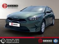 Kia cee'd, Ceed SW Active SZH Metallic Spurass, Jahr 2022 - Gersthofen