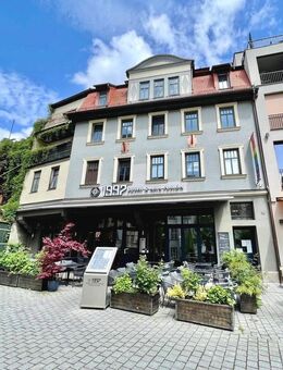 Saniertes Renditeobjekt mit hohem Wertsteigerungspotential in Bestlage von Jena - Gastronomie, Studenten-WG's und DG-Wohnung mit großer Terrasse - Jena