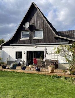 Willkommen am Großen Plöner See! Solides Renditeobjekt mit 5 WE für Investoren - Dersau