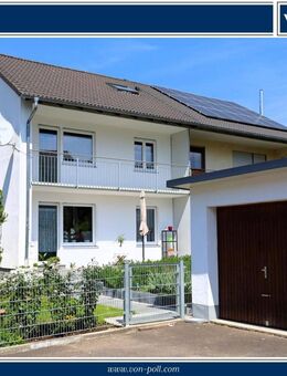 Doppelhaushälfte mit bis zu 3 Wohnungen und 2 Garagen - Burgau