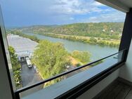Wohnen im Hotel ! Neuwertige 3 Zimmer Traumwohnung mit Panorama Moselblick und Balkon im IAT Tower ab 01.08.2024 zu vermieten - Trier