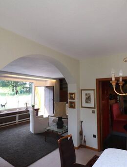 Wohnen mit Stil auf exzellentem Traumgrundstück - Lichtenberg (Bayern)