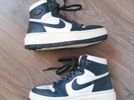 Schwarz/ Weiß - Nike Jordan Air 1 Elevate High - Größe 40,5 - Duisburg