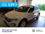 VW T-Roc, 2.0 TDI Style, Jahr 2022 - Stuttgart