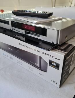 Blu-ray Recorder mit Twin HD DVB-S2 Tuner, Panasonic DMR BST745EG - Filderstadt Zentrum