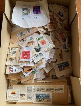 1070 gestempelte nicht abgelöste Briefmarken + 75 in Album - Ottersberg