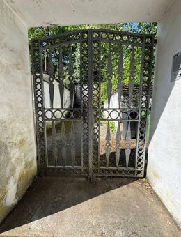 Eingewachsenes Juwel; Einfamilienhaus mit großem Grd. in Urlaubsgegend - Kirchensittenbach