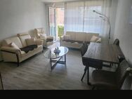 Sofa Set mit Glas Tisch - Neuss Zentrum