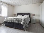 Großzügige Drei-Zimmer-Wohnung mit Garagenstellplatz und traumhafter Aussicht in Stuttgart-Rohr - Stuttgart