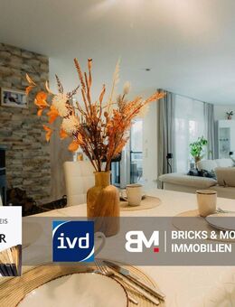 Modernes Haus im Bungalowstil mit Pool und Kamin in Markkleeberg - Markkleeberg