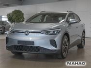 VW ID.4, Pro Performance CCS Alumar, Jahr 2022 - München