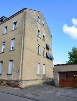 Mehrfamilienhaus mit 4 Garagen in Saarbrücken zu verkaufen. - Saarbrücken
