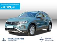 VW T-Roc, 1.5 TSI Life AppConnect Digital, Jahr 2023 - Backnang