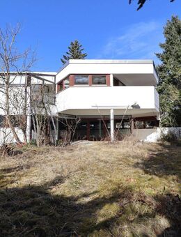 Außergewöhnliches Einfamilienhaus in begehrter und ruhiger Wohnlage - Landshut