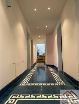 Exklusive Altbau-Maisonette am Pfaffenteich mit Kamin, Wintergarten und Dachterrasse - Schwerin