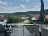 Einfamilienhaus in Ederheim, 6km von Nördlingen entfernt, mit großer Terrasse, schönem Garten und herrlicher Aussicht. 2022 saniert! - Ederheim