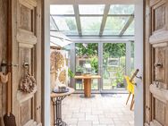 AIGNER - Ein Zuhause zum Verlieben - Stilvolles Einfamilienhaus mit Gartenidylle - Fürstenfeldbruck