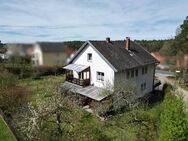 Charmantes Zweifamilienhaus mit Potenzial zur Verwirklichung Ihrer Wohnträume - Bodenwöhr