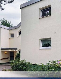 Gepflegte 2 Zimmer Wohnung in Toplage, mit 20 m² Hobbyraum, Süd-West Balkon & Stellplatz! Obj. 8691 - Berlin