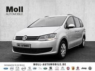 VW Sharan Trendline BMT Start-Stopp 2.0 TDI El. Panodach Panorama Navi Scheinwerferreg. - Aachen