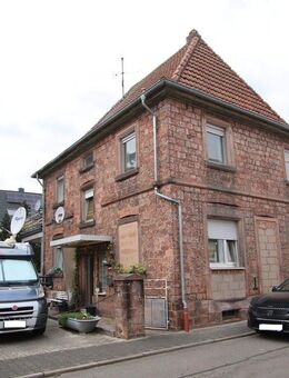 Einfamilienhaus mit Geschichte und Gestaltungsspielraum in guter Lage - Ramstein-Miesenbach