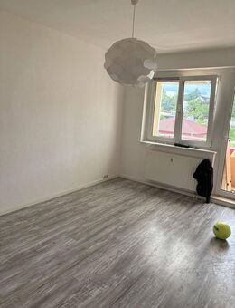 Gemütliche 2-Zimmer-Wohnung mit Balkon in Amt Creuzburg - Creuzburg Zentrum