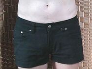kurze Shorts, schwarz, kaum getragen, Größe 164 - Alsdorf (Nordrhein-Westfalen)