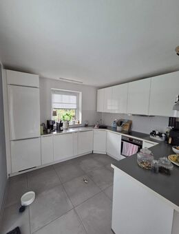 Stilvolles Einfamilienhaus mit umweltfreundlicher Ausstattung in traumhafter Umgebung - Bienenbüttel