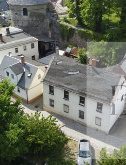 Ruhiges Haus mit Blickgeschütztem Garten und viel Potenzial - Elsterberg