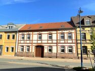 Zweifamilienhaus mit Charme Ruhiger, uneinsehbarer Innenhof und Garagen in Goitzschenähe! - Bitterfeld-Wolfen