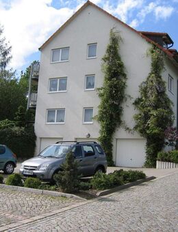 Wohnung mit Blick ins Grüne, abgeschlossene Terrasse, Garten und Einbauküche - Hohenstein-Ernstthal