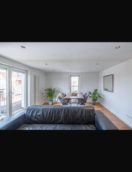 Lichtdurchflutetes Wohngefühl mit traumhafter Dachterrasse - Villingen-Schwenningen