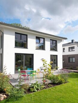 Niendorf . Bestlage . Exklusive KfW55 Doppelhaushälfte mit Wärmepumpe (A+) - Hamburg