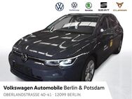 VW Golf, 1.5 TSI VIII Life, Jahr 2023 - Berlin