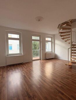 helle 2-Raum-Maisonettewohnung mit Balkon mitten in Sudenburg! - Magdeburg