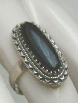 Ring, 925 Silber mit gefassten Onyxstein - Stemmen