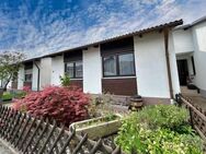 Familienfreundliches Reihenhaus mit Wintergarten und Garage in Straubing - Straubing