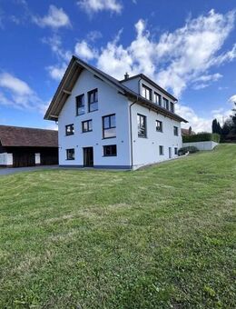 Energieeffizientes Landhaus der Extraklasse mit großzügigem Grundstücksareal und Ökonomiegebäude - Gengenbach