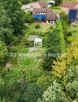 Naturparadies! Gr. Einfamilienhaus mit Garage, Wintergarten, Gartenanlage in ruhiger Wohnlage - Brinkum