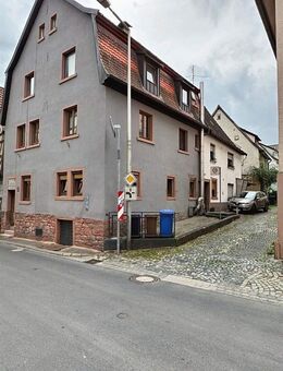 Gepflegtes Haus mit Küche. Das Erdgeschoss ist Rollstuhlgerecht - Rieneck