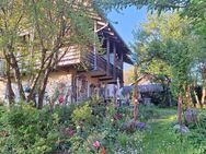 Zwei-Familien-Haus - mit traumhaftem Garten und weiterem Baurecht - Münsing