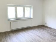 Schöne renovierte 2-Zimmer-Wohnung in Duisburg Neudorf - Duisburg