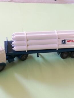 Wiking HO Modell MB NG 1635 S Gastransportsattelzug - Hamburg
