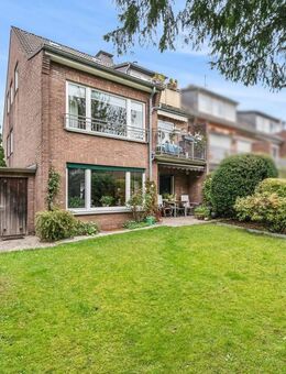 Top gepflegtes 3-Familienhaus mit Garage in begehrter Lage von Meerbusch-Büderich - Meerbusch
