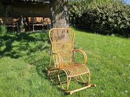 Schöner, stabiler Schaukelstuhl Rattan mit Armlehnen Vintage! TOP Zustand! - Sundern (Sauerland) Zentrum